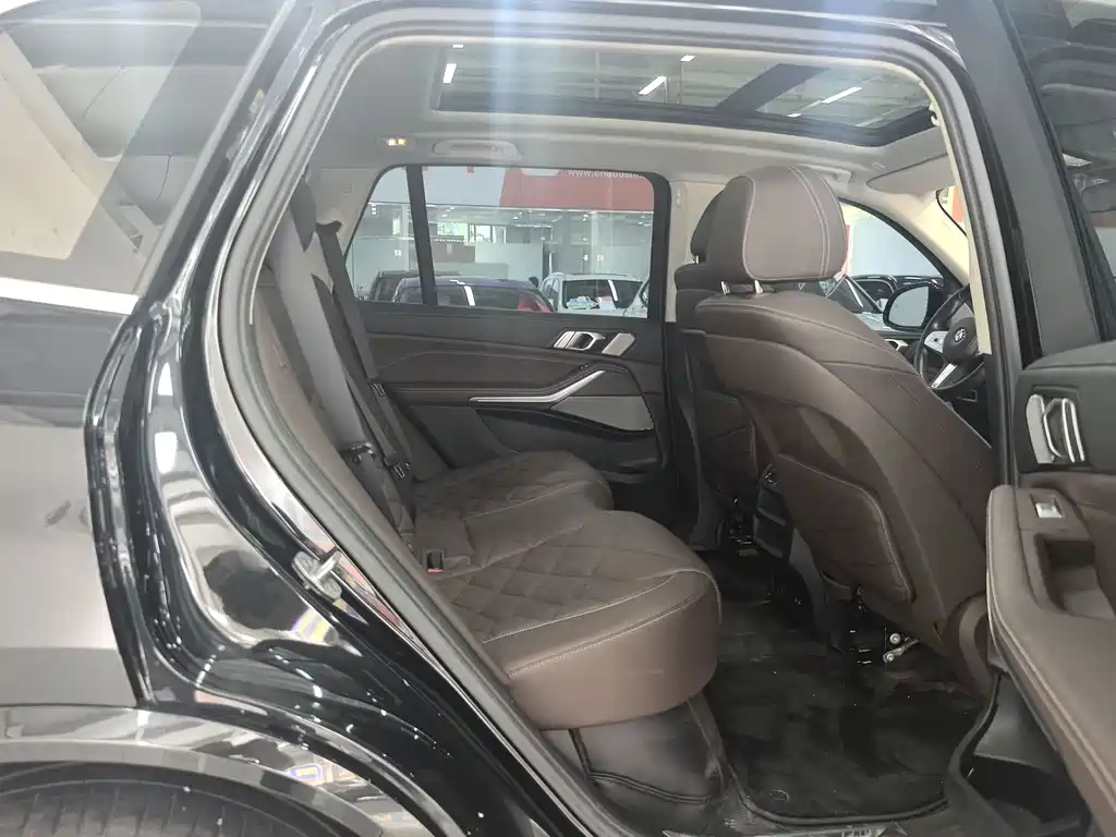 BMW X5 — миниатюра 11