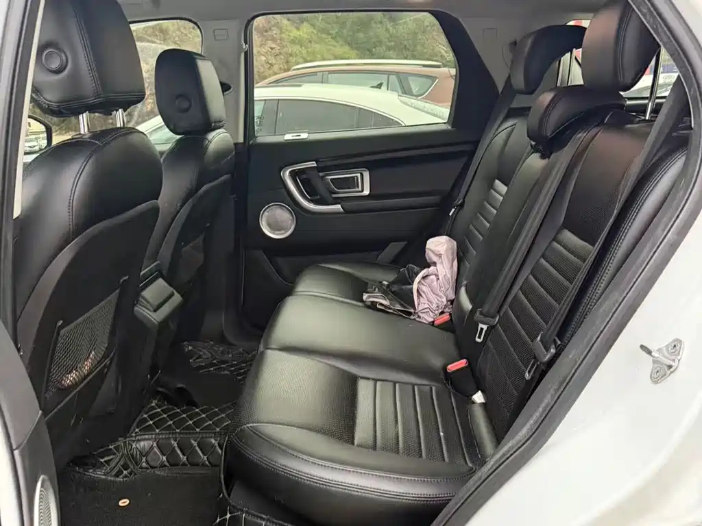 Land Rover Discovery Sport — миниатюра 4
