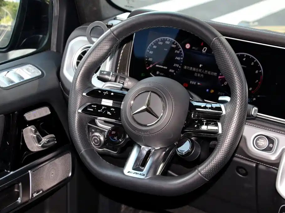 Mercedes-Benz G-Class — миниатюра 11