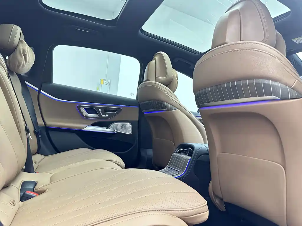 Mercedes-Benz E-Class — миниатюра 14