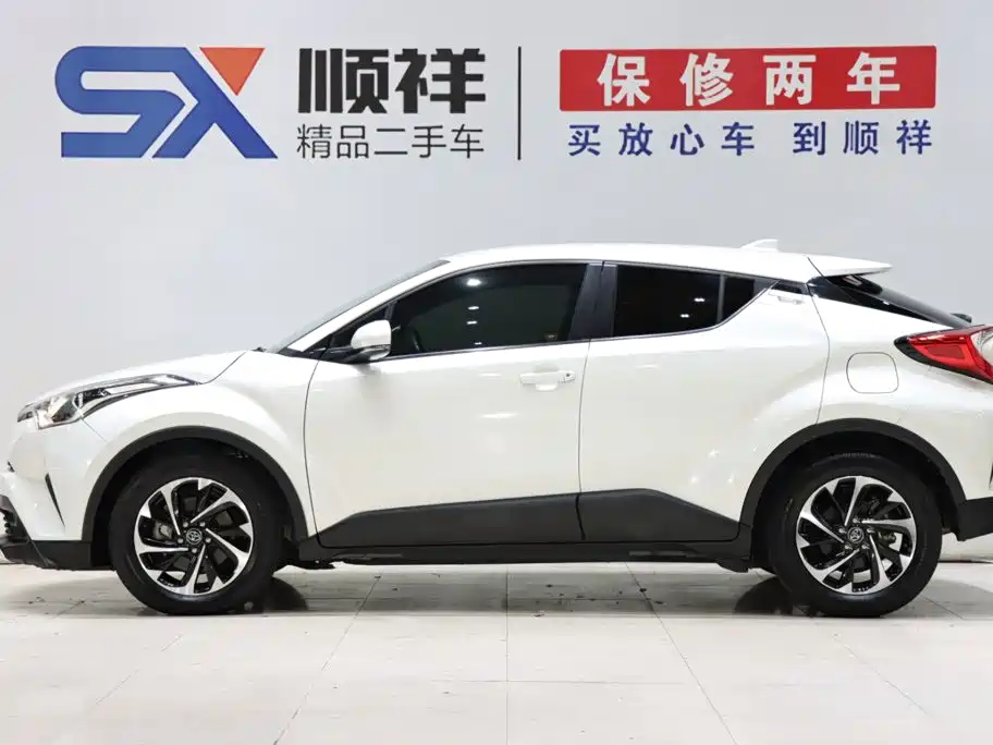 Toyota IZOA — миниатюра 6