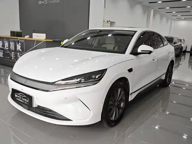 BYD QIN L 2025