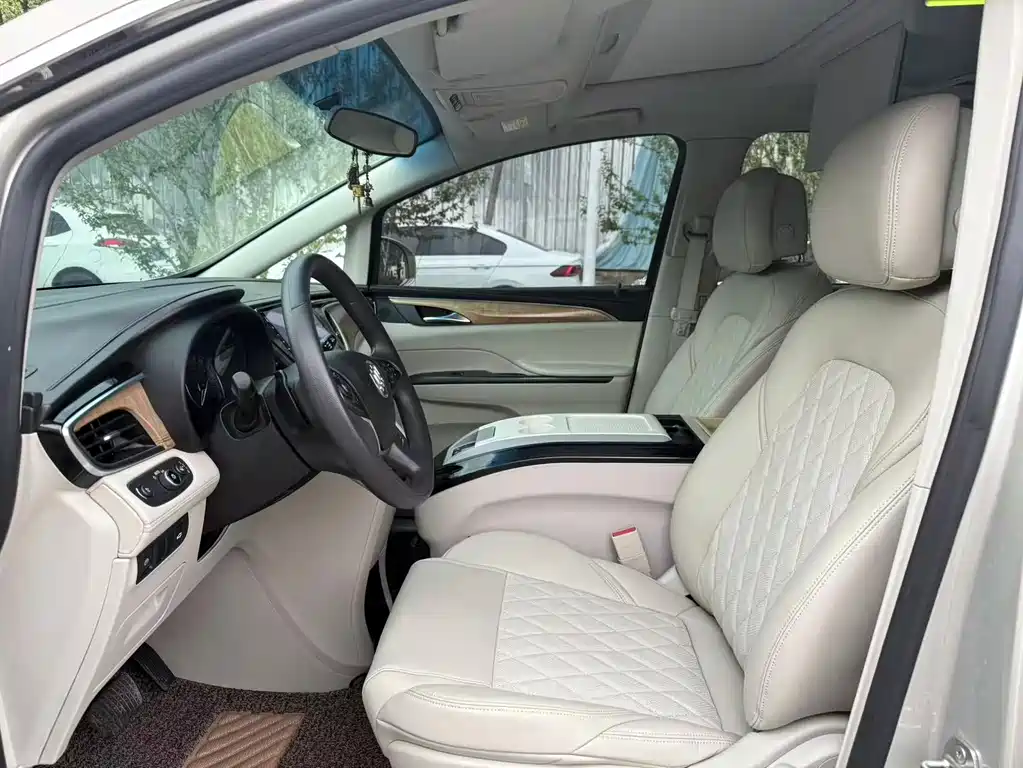 Buick GL8 2017 ES 28T Comfort V