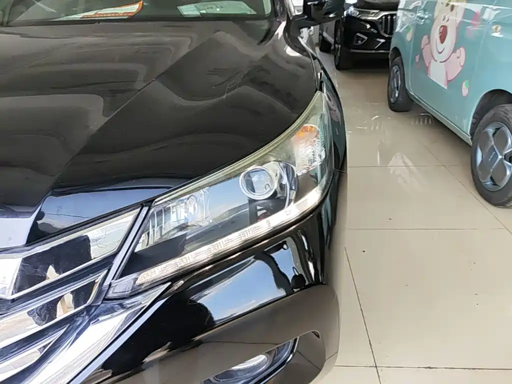 Honda Accord — миниатюра 24