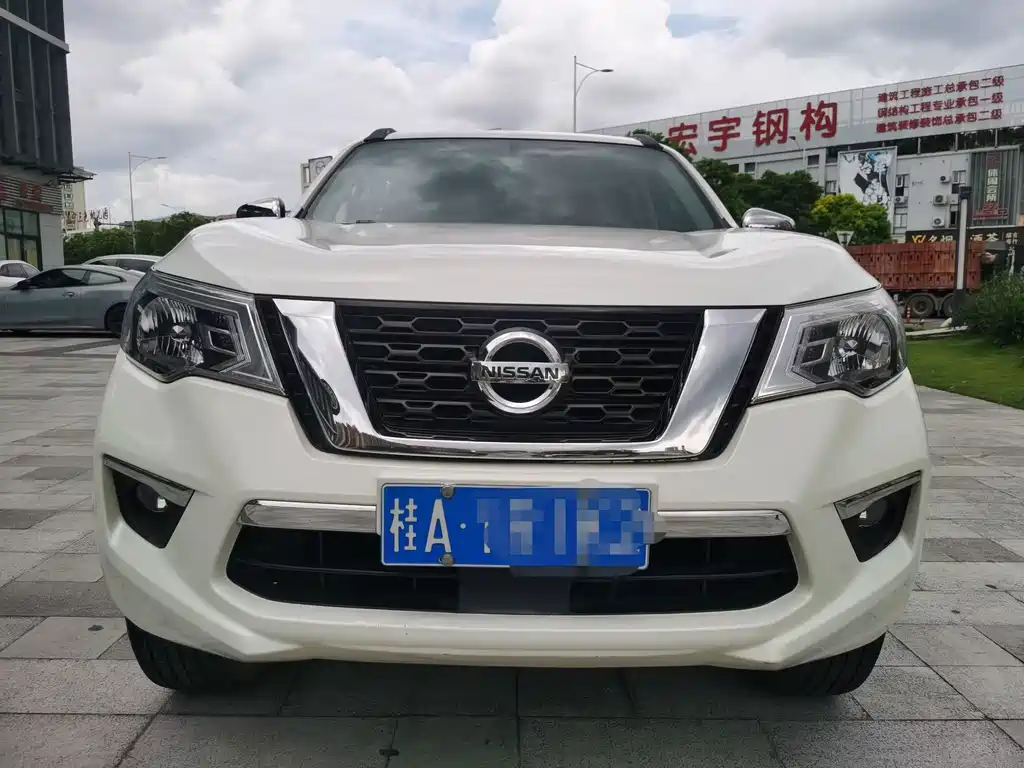 Nissan Terra — миниатюра 2