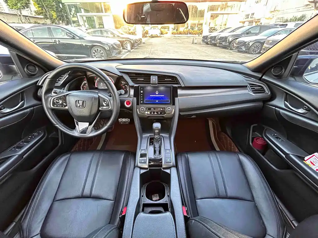 Honda Civic — миниатюра 17