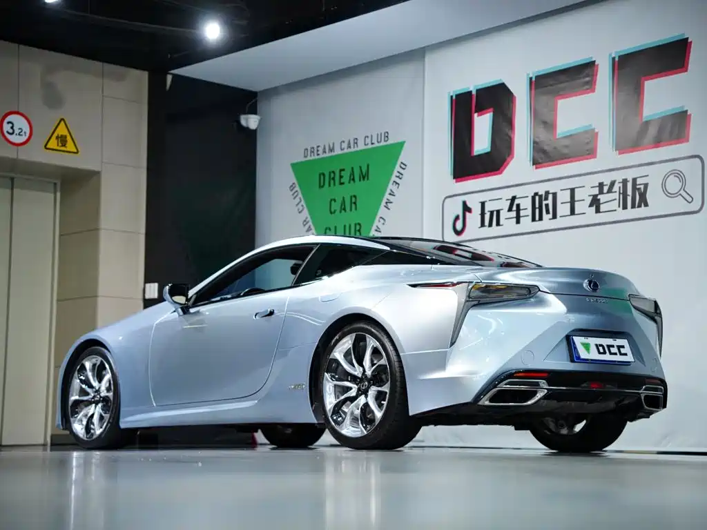 Lexus LC — миниатюра 18