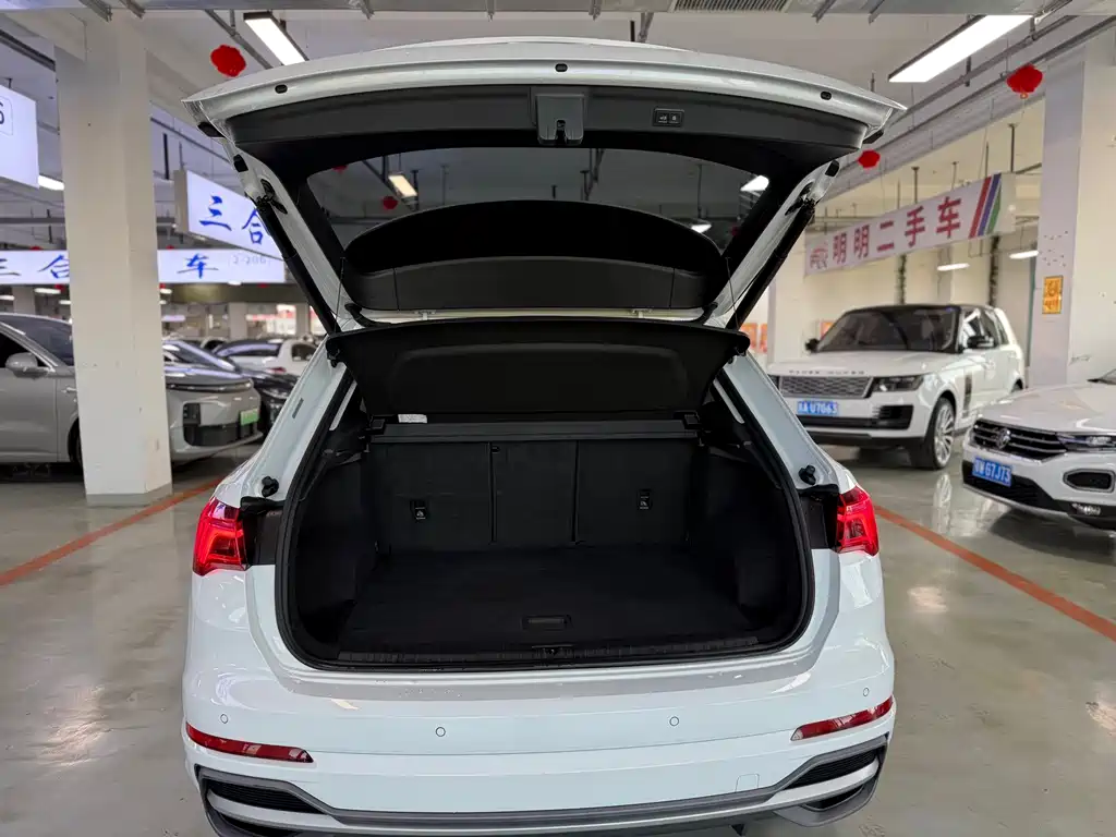 Audi Q3 — миниатюра 10