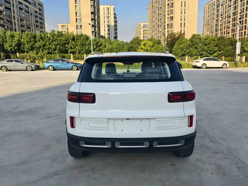Geely Icon — миниатюра 4