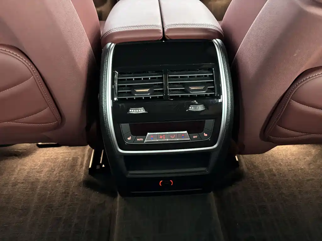 BMW X5 — миниатюра 21