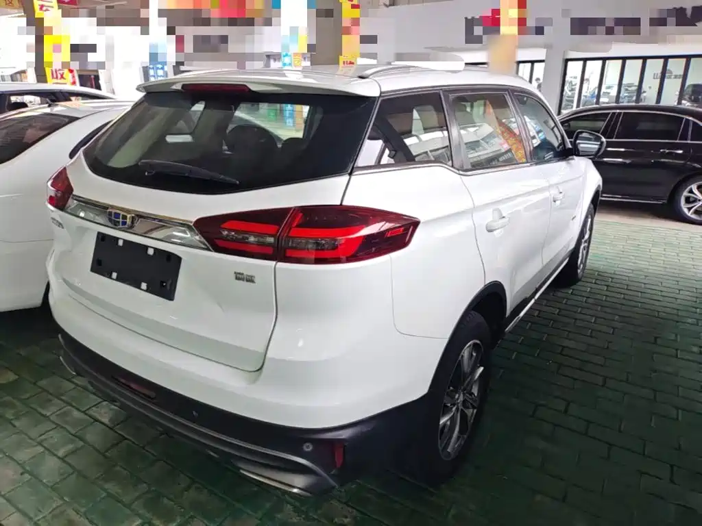 Geely Boyue — миниатюра 7