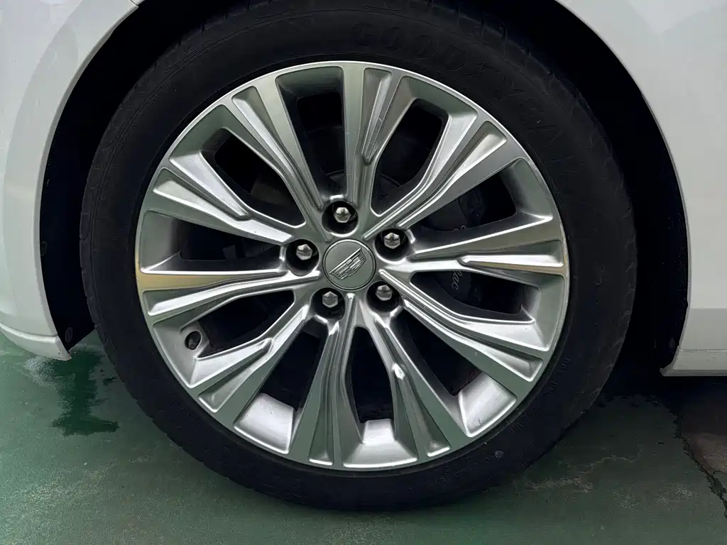 Cadillac CT6 2023 28T Luxury