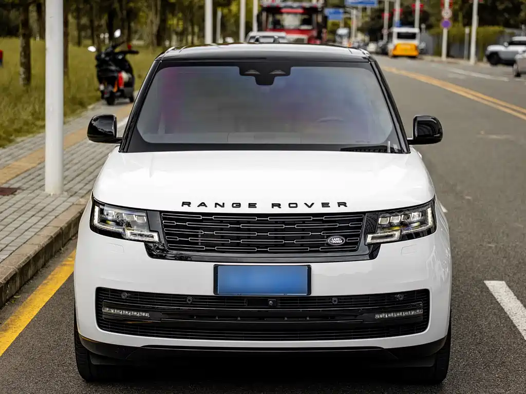 Land Rover Range Rover 2025 3.0 L6 400PS Long Wheelbase