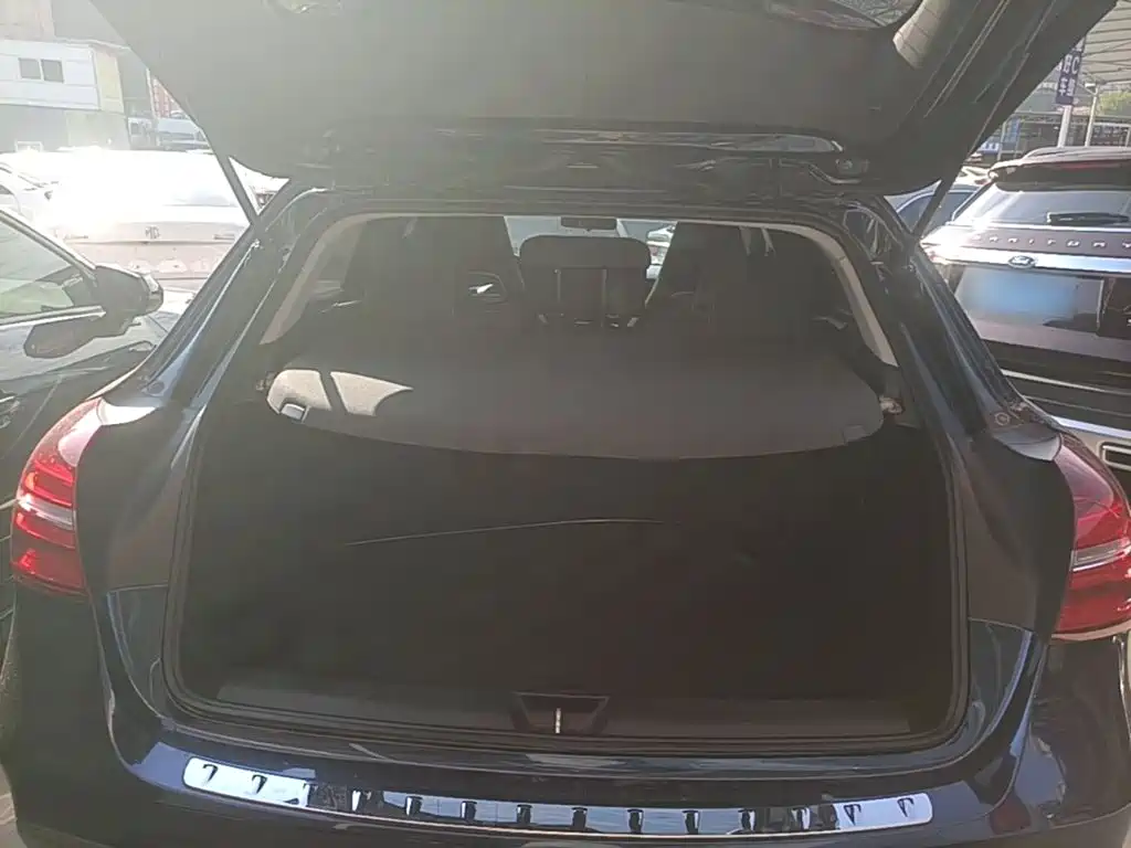 Mercedes-Benz GLA — миниатюра 19