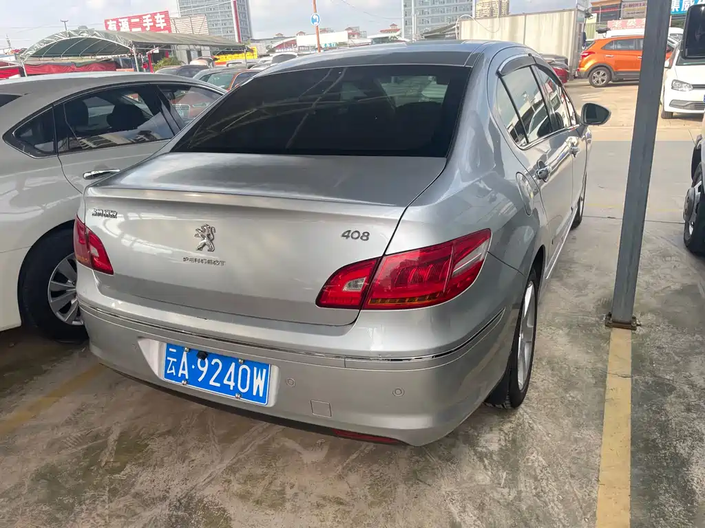 Peugeot 408 — миниатюра 8
