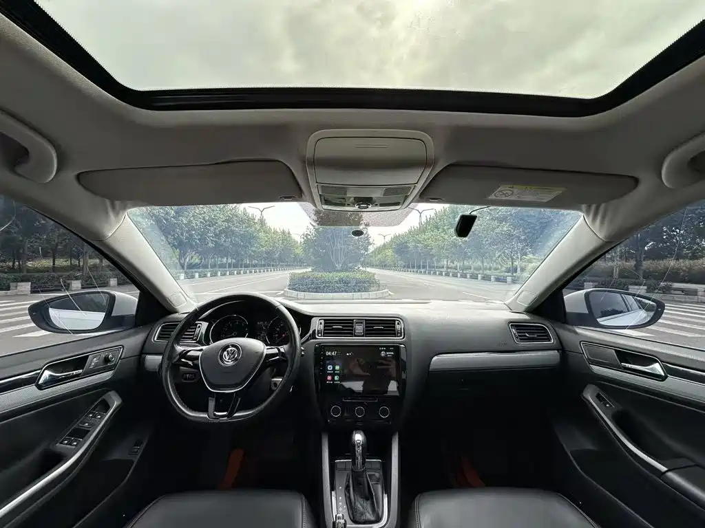 Volkswagen Sagitar — миниатюра 10