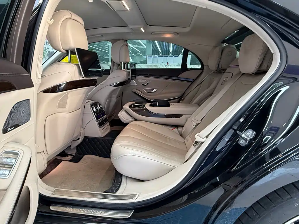 Mercedes-Benz S-Class — миниатюра 11