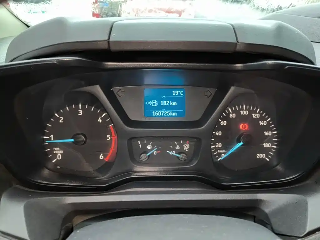 Ford Transit — миниатюра 12