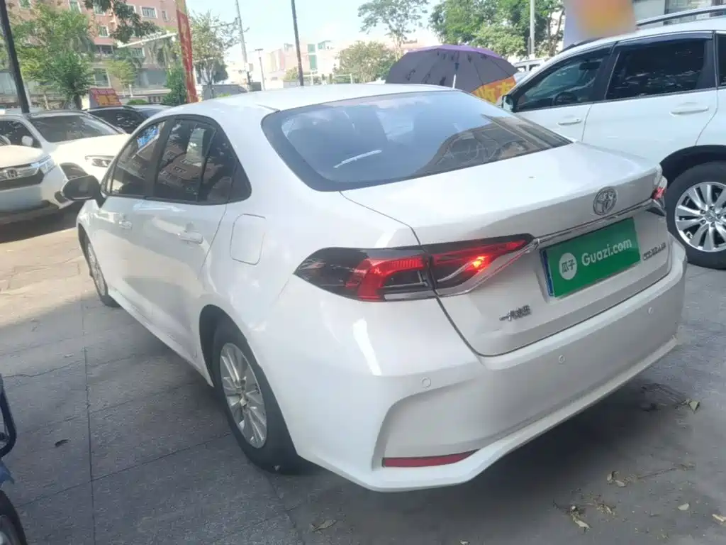 Toyota Corolla — миниатюра 5