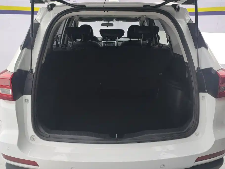 Haval M6 — миниатюра 4