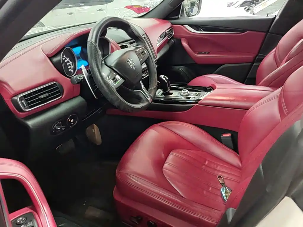 Maserati Levante — миниатюра 15