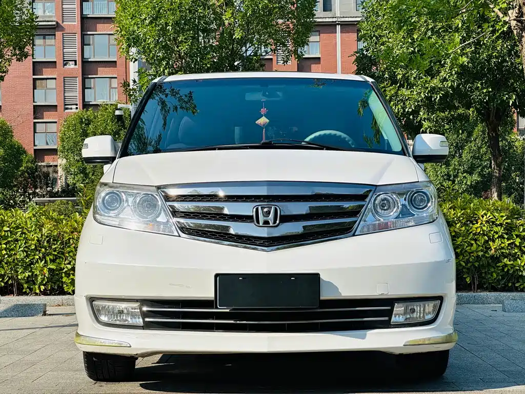 Honda Elysion — миниатюра 2