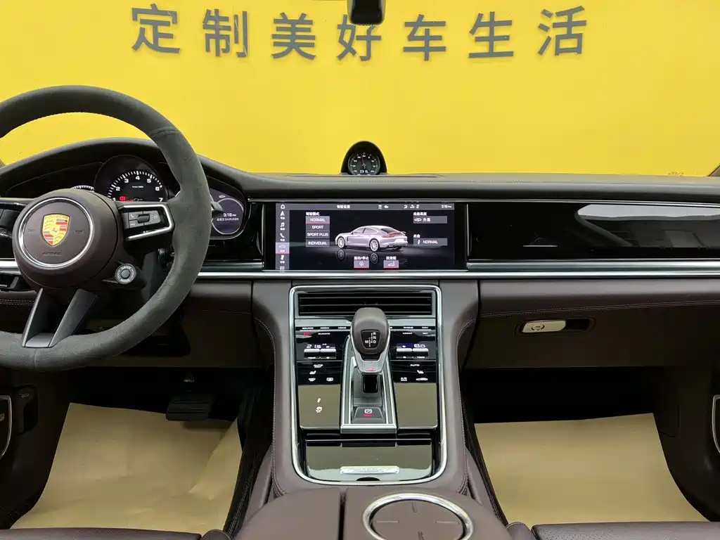 Porsche Panamera — миниатюра 44
