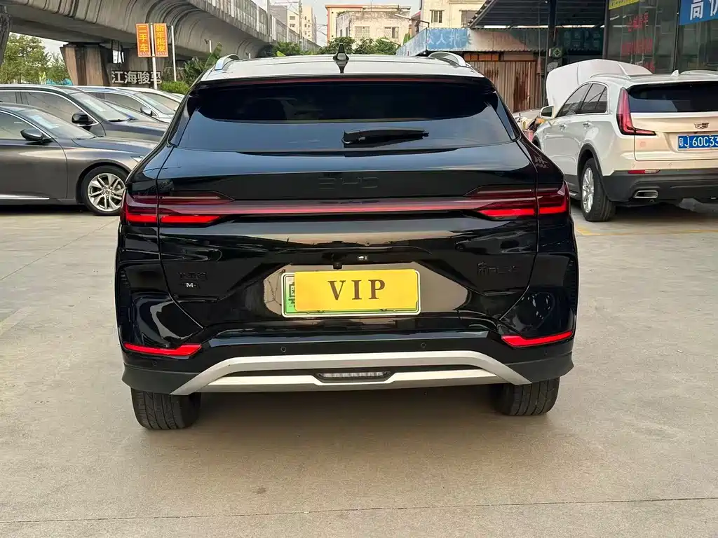 BYD PLUS New Energy — миниатюра 4