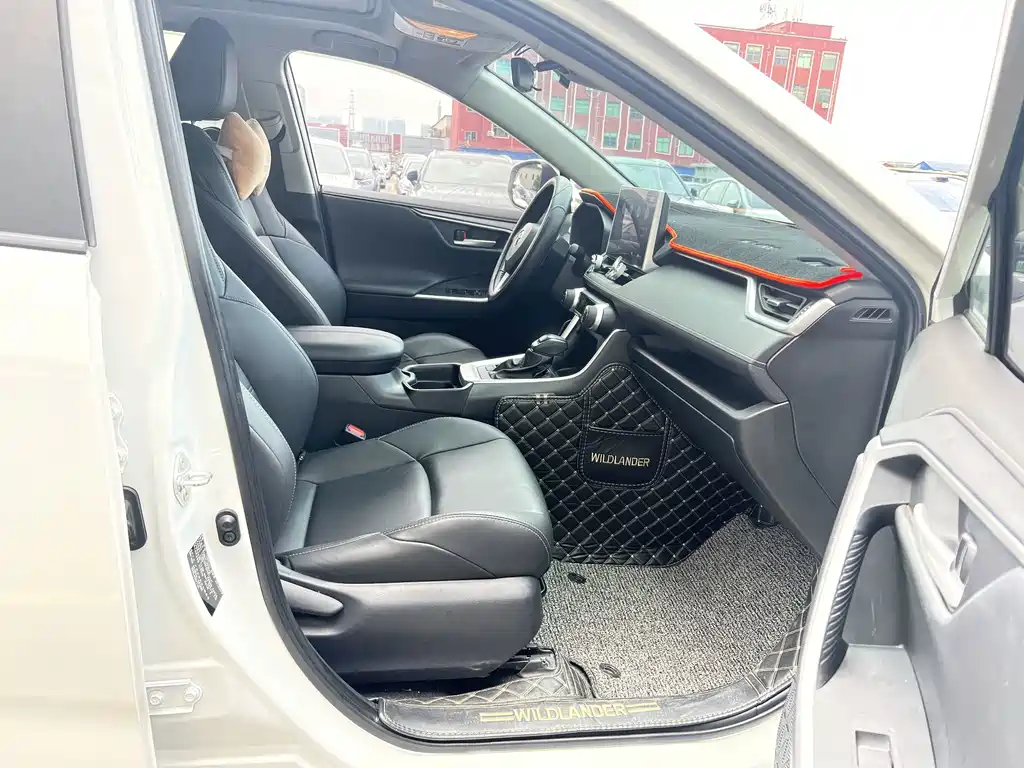 Toyota Wildlander — миниатюра 4