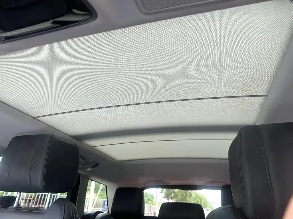 Land Rover Sport PHEV — миниатюра 9