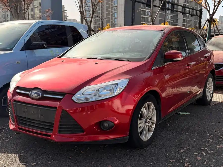Ford Focus ST фото 1