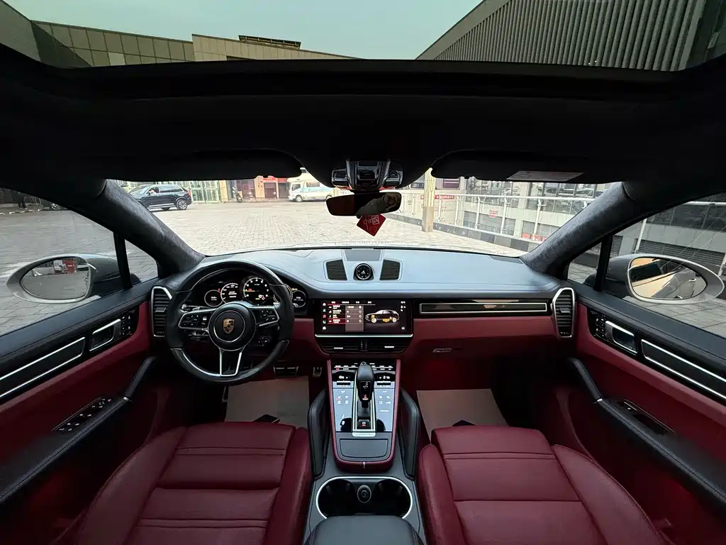 PORSCHE CAYENNE NEW ENERGY