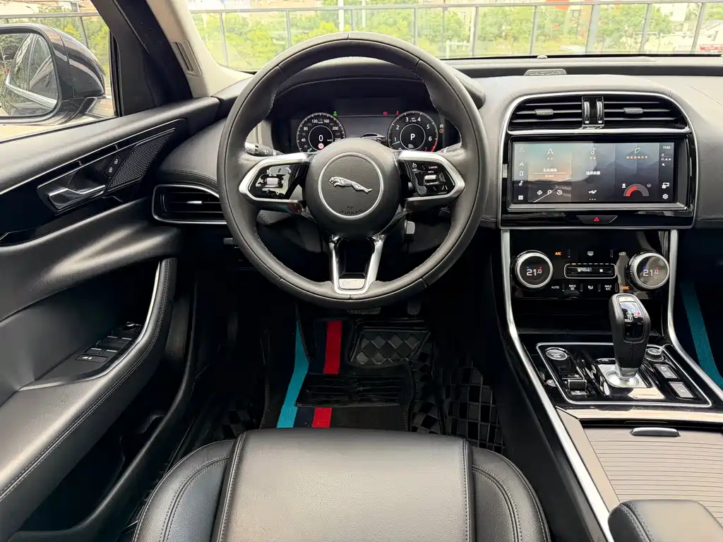 Jaguar XEL — миниатюра 9