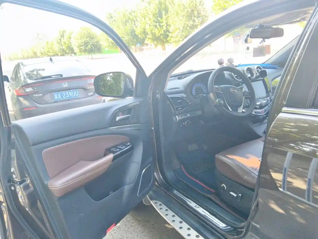 BYD S7 — миниатюра 12
