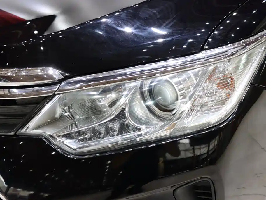Toyota Camry — миниатюра 7