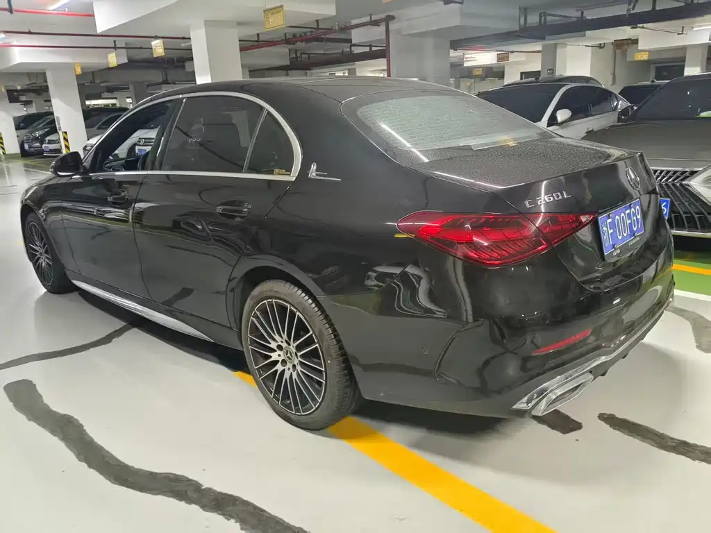 Mercedes-Benz C-Class — миниатюра 3