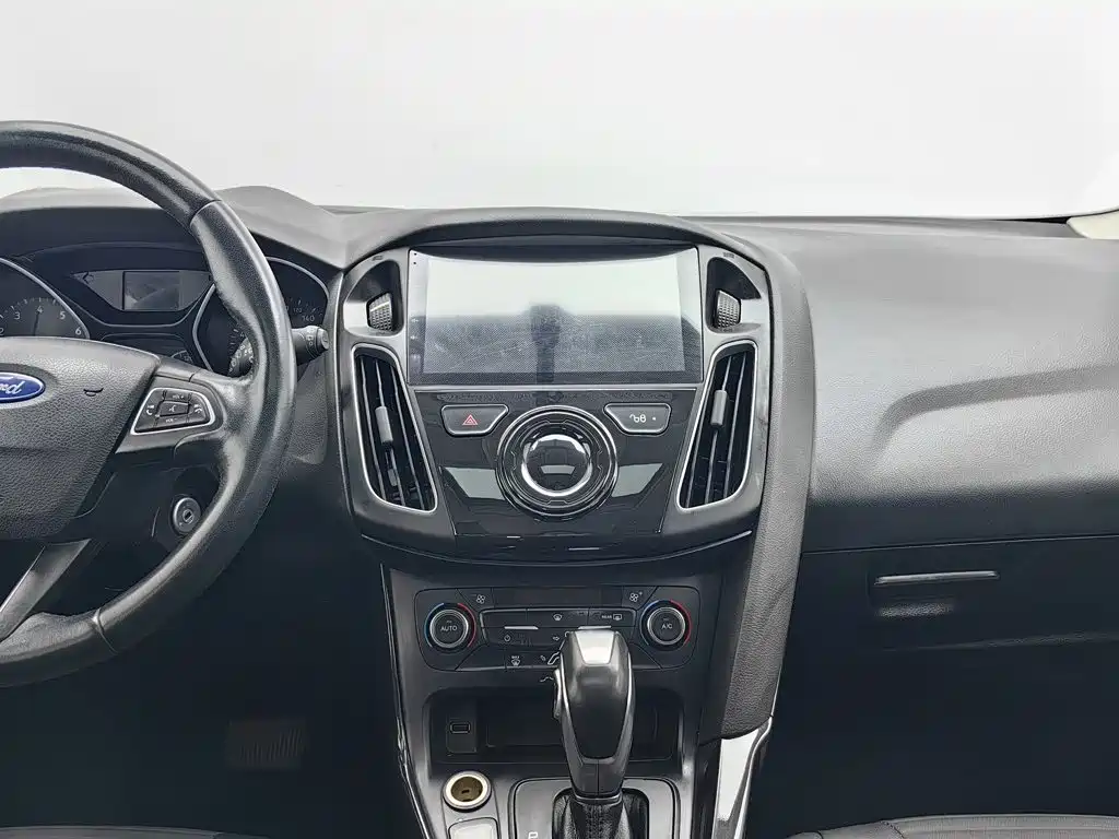 Ford Focus — миниатюра 12