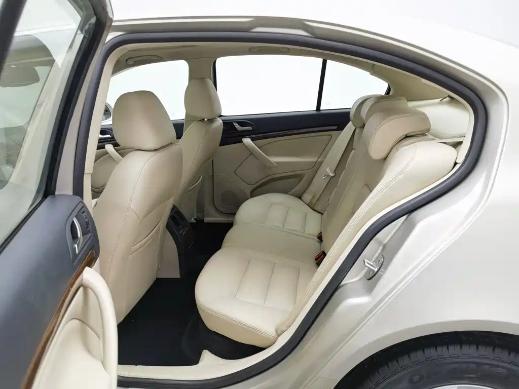 Skoda Octavia — миниатюра 15