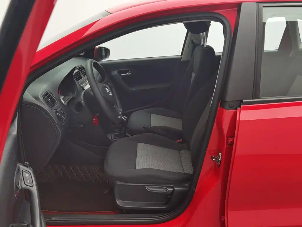 Volkswagen Polo — миниатюра 10