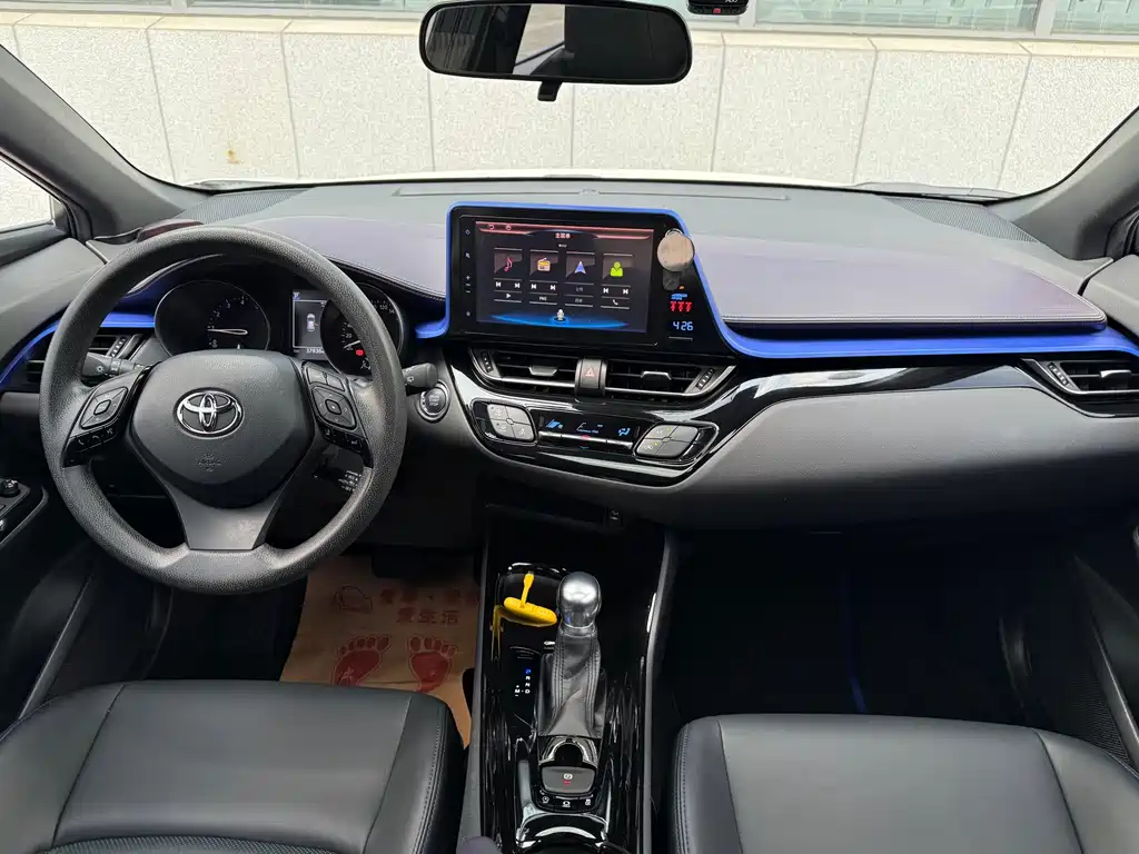 Toyota C-HR — миниатюра 16