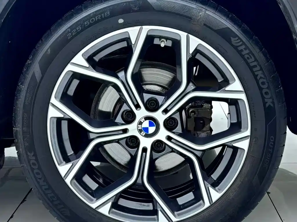 BMW X1 — миниатюра 11