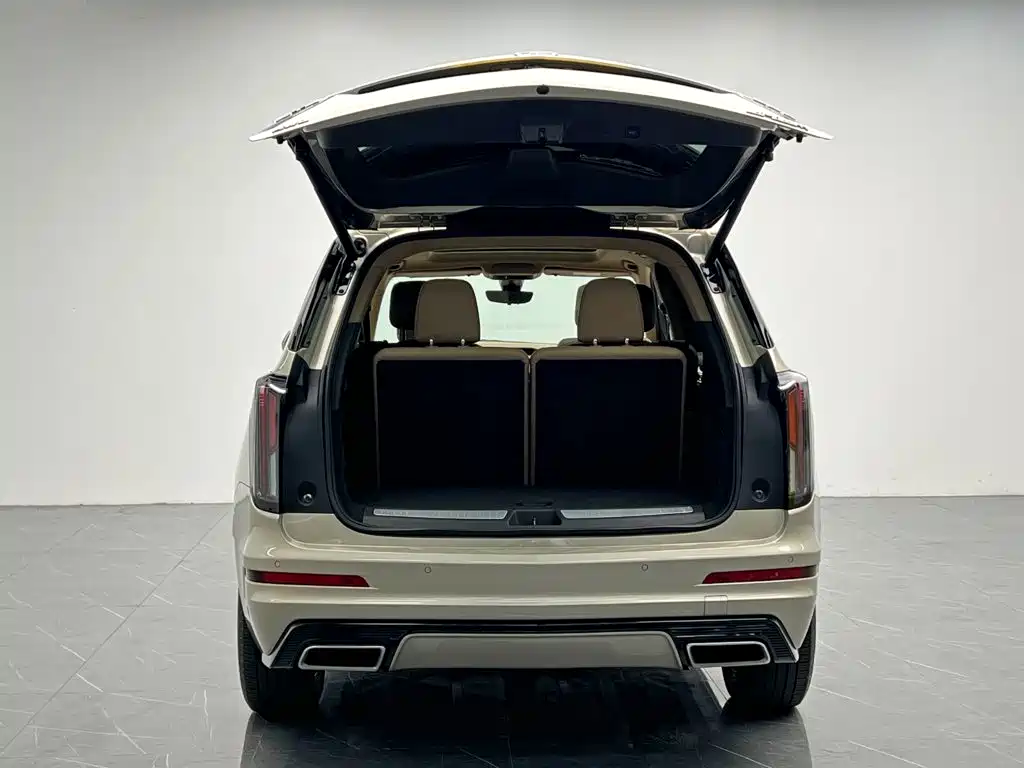 Cadillac XT6 — миниатюра 11