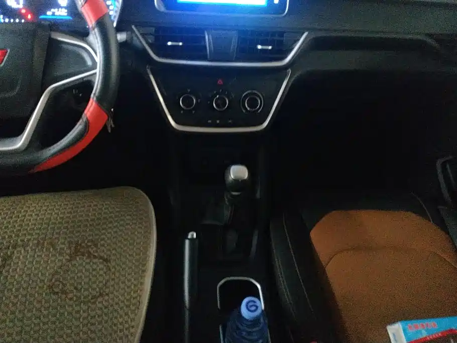 Wuling Hongguang S3 — миниатюра 16