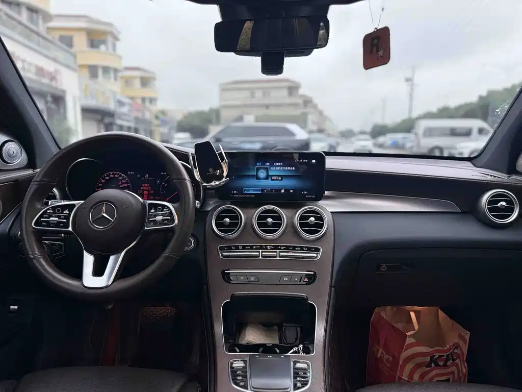 Mercedes-Benz GLC — миниатюра 8