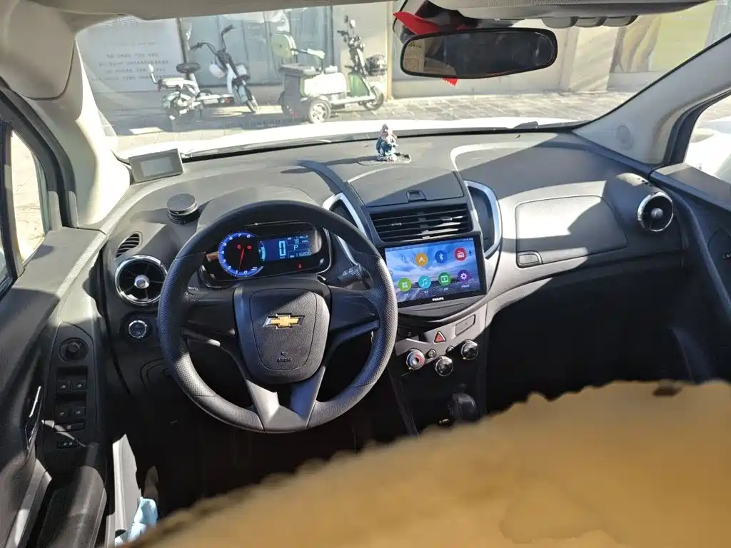 Chevrolet Trax — миниатюра 13