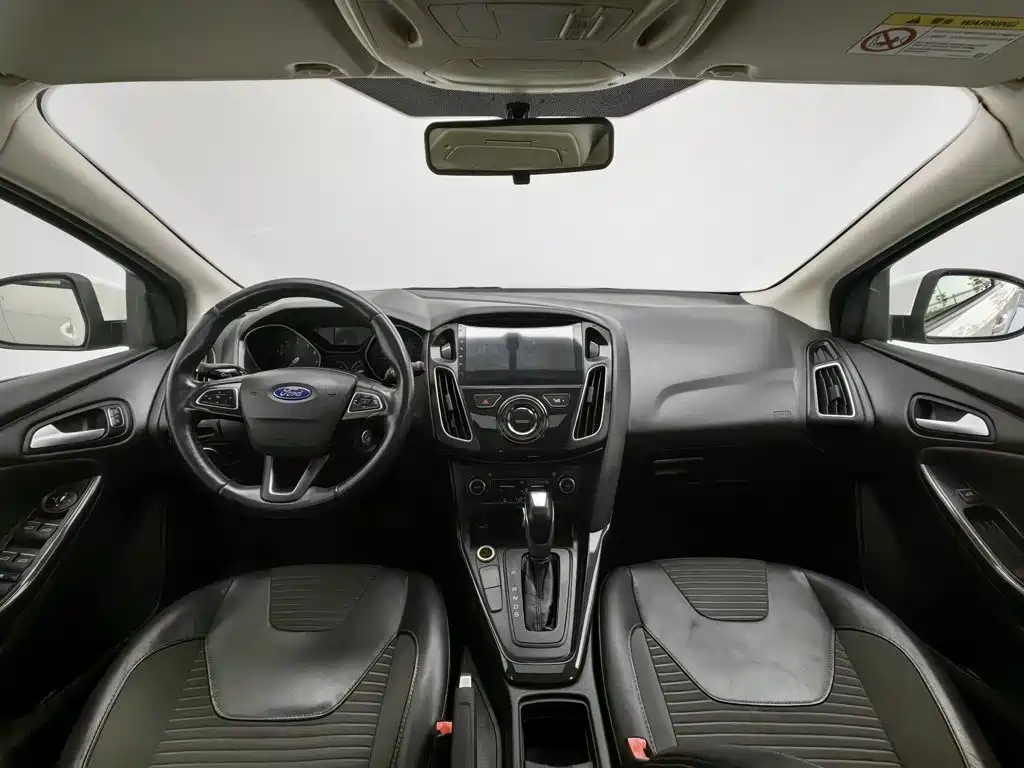 Ford Focus — миниатюра 5