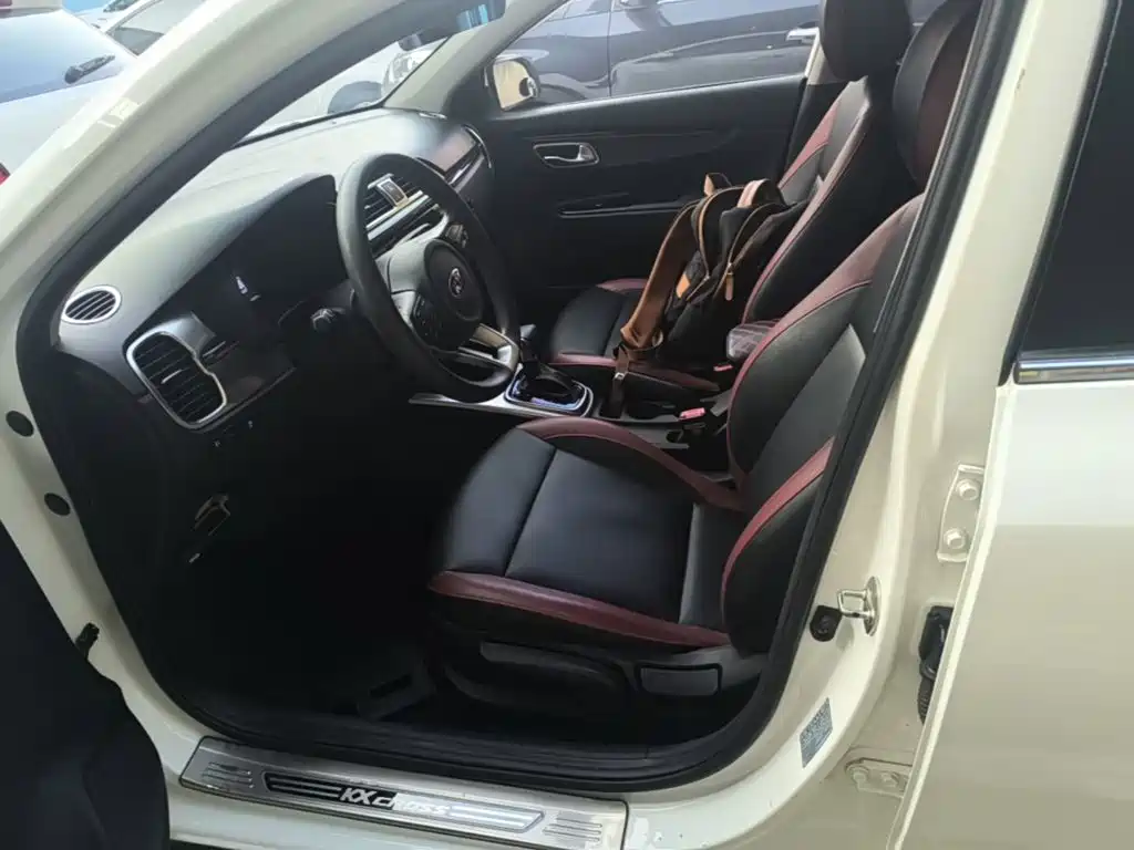 Kia KX Cross — миниатюра 15