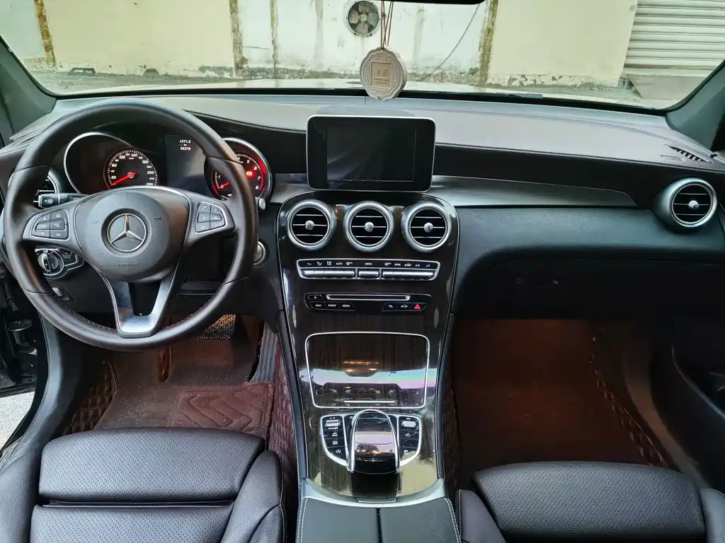 Mercedes-Benz GLC — миниатюра 9