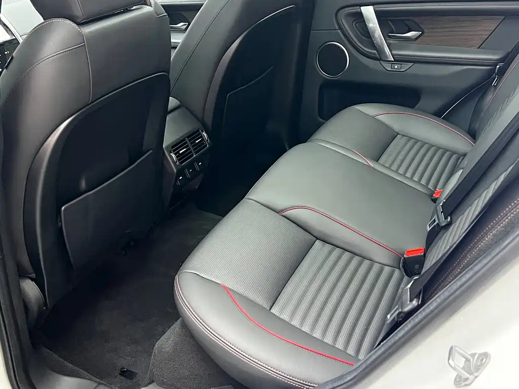 Land Rover Discovery Sport — миниатюра 20