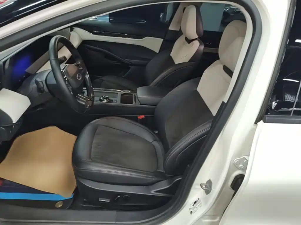 Ford Mondeo — миниатюра 15